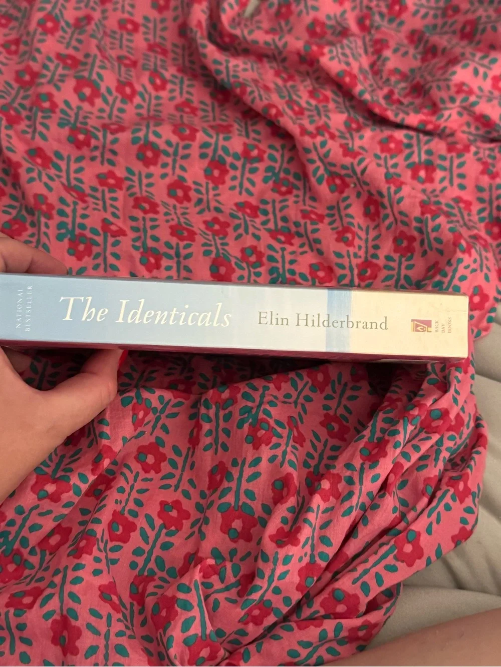 Elin Hilderbrand - The Identicals - *Like New